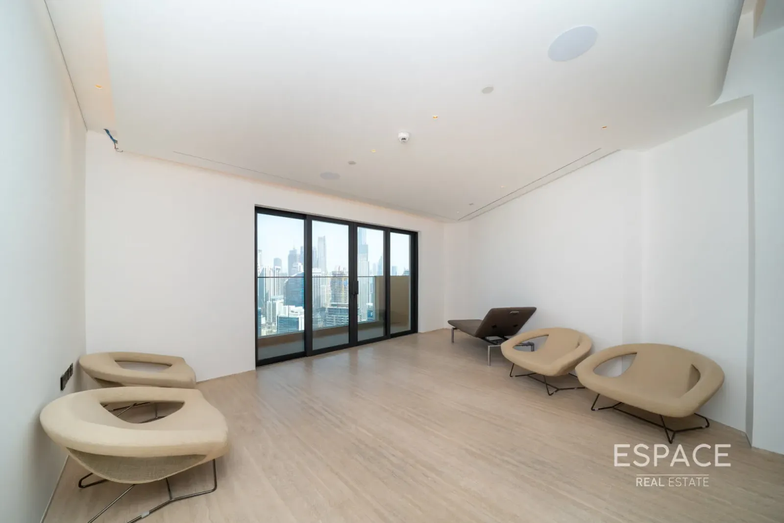 PropertiesGalleryCamera