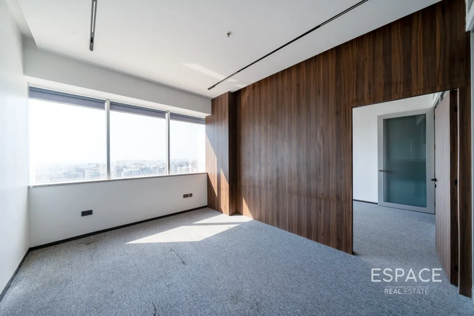 PropertiesGalleryCamera