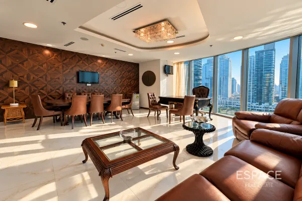 The Binary Tower, Business Bay, Dubai - Espace