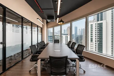 The Prime Tower, Business Bay, Dubai - Espace