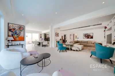 Meadows 9, Meadows, Dubai - Espace