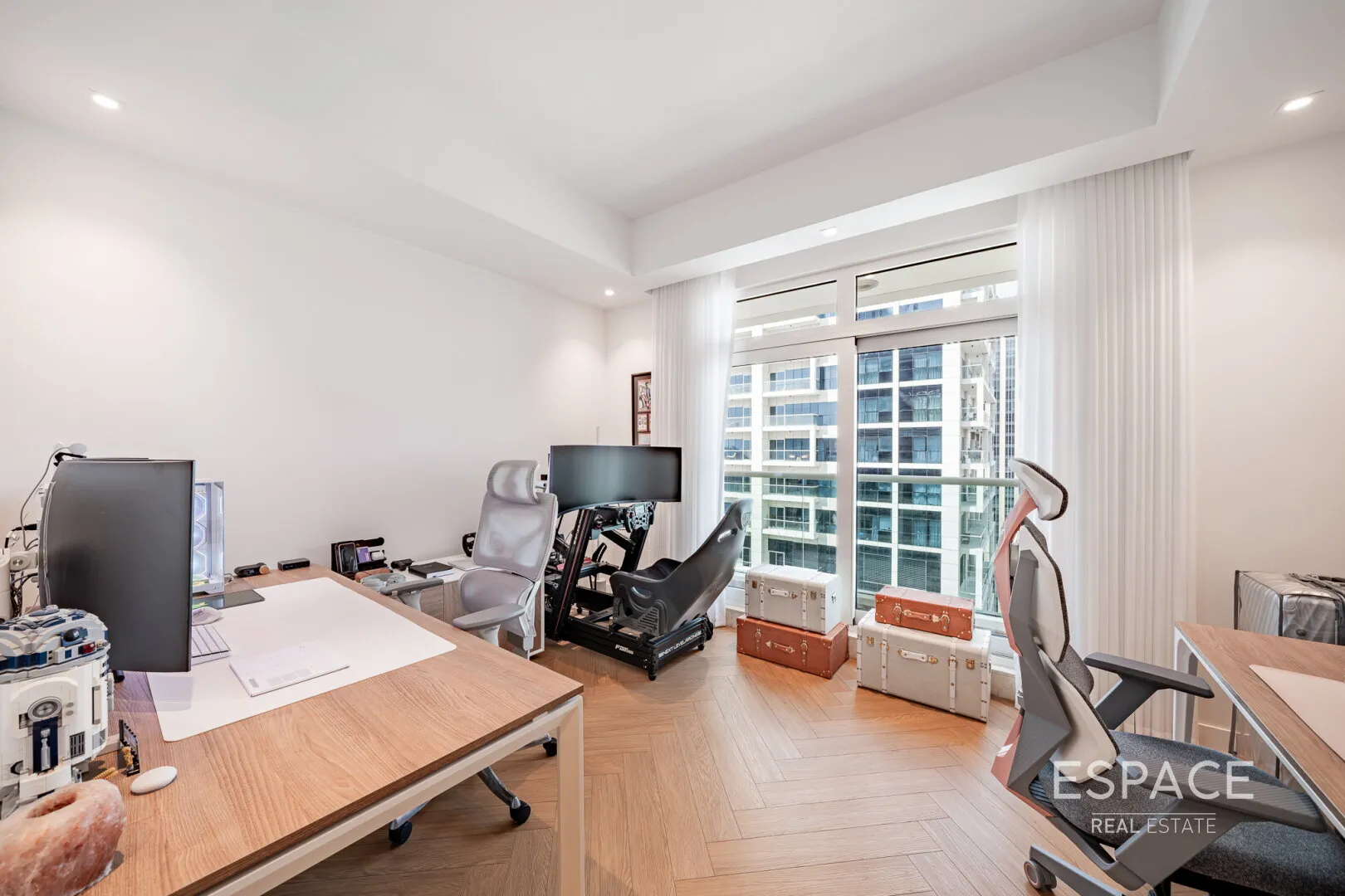 PropertiesGalleryCamera