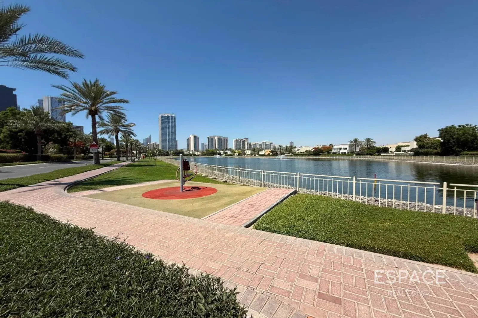 PropertiesGalleryCamera