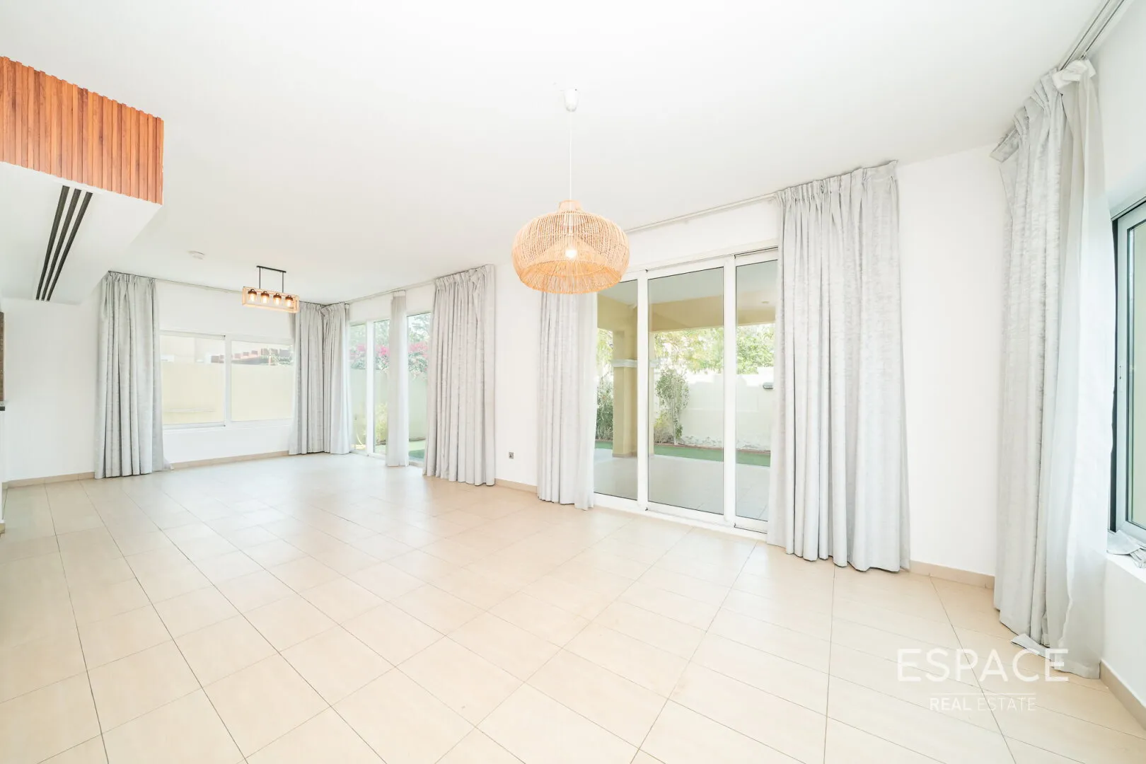 single static gallery