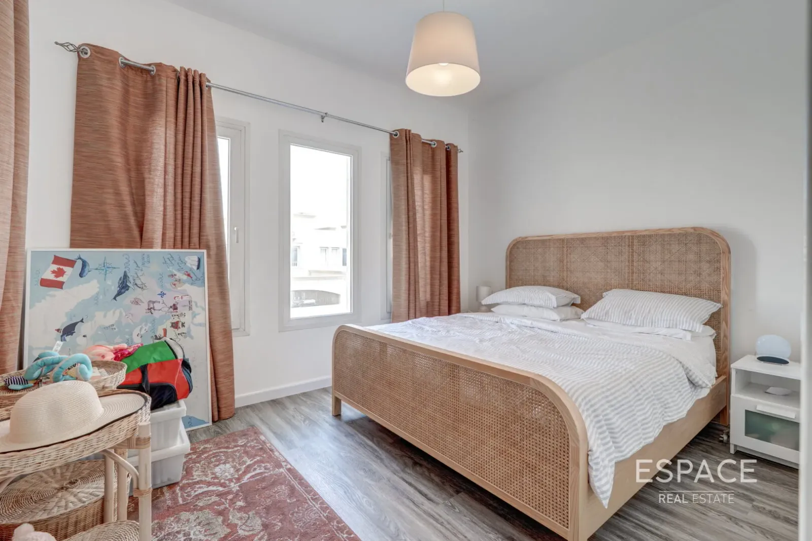 PropertiesGalleryCamera