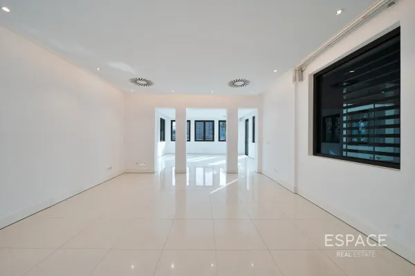 single static gallery