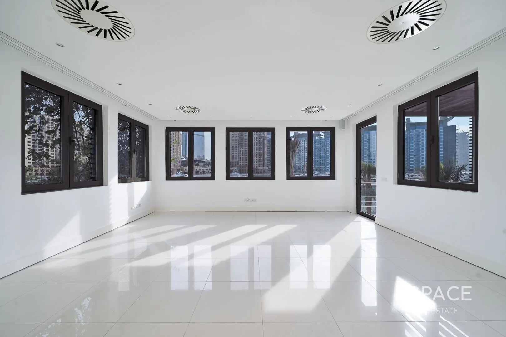 single static gallery