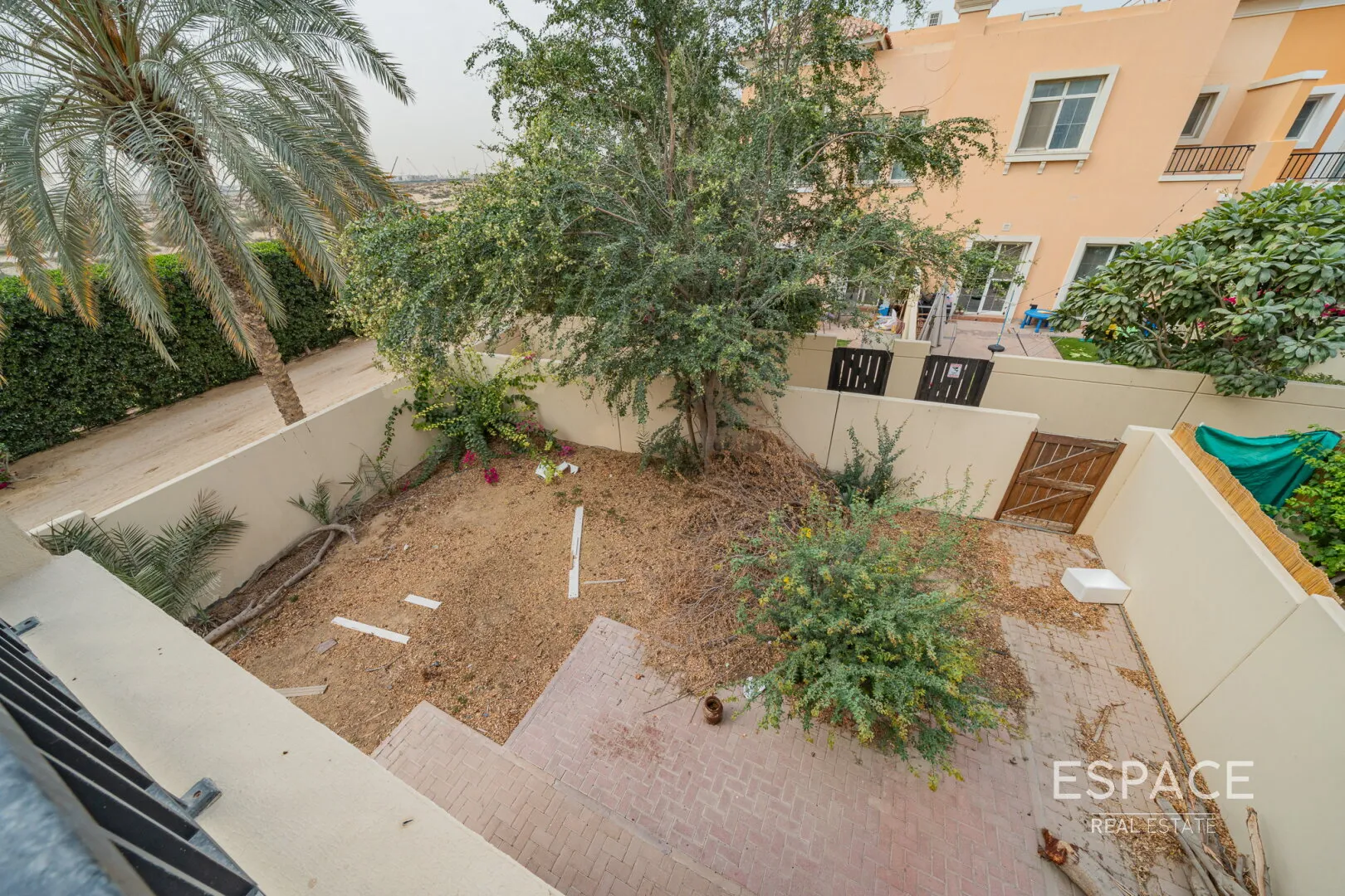 PropertiesGalleryCamera