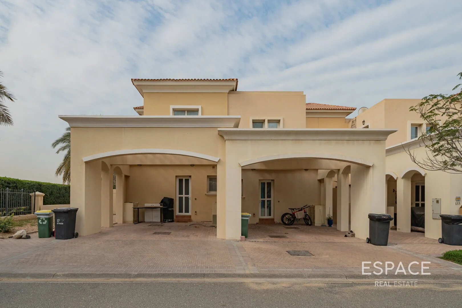 PropertiesGalleryCamera