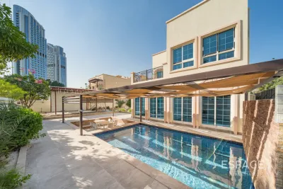 Jumeirah Village Triangle, Jumeirah Village Triangle, Dubai - Espace