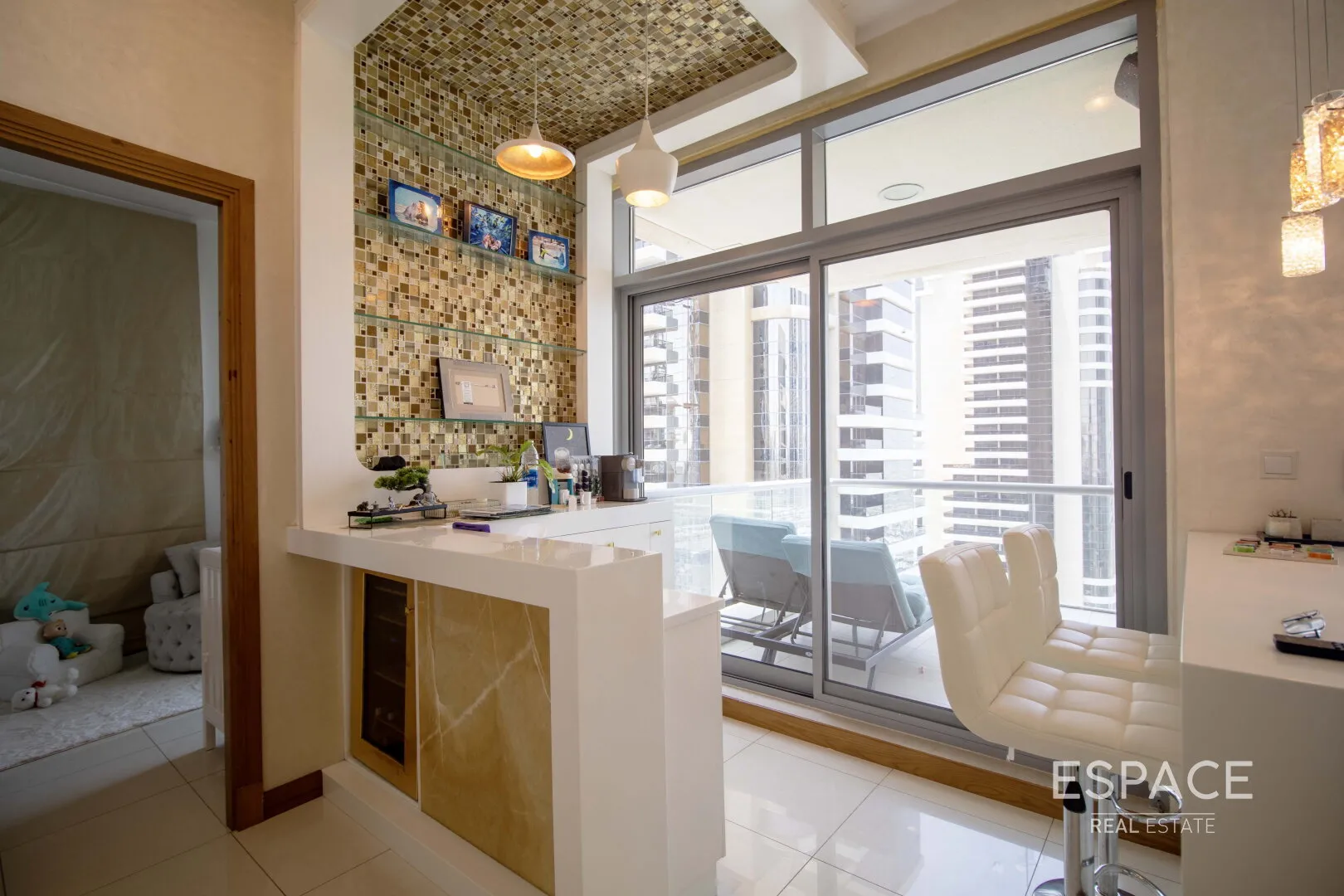 PropertiesGalleryCamera