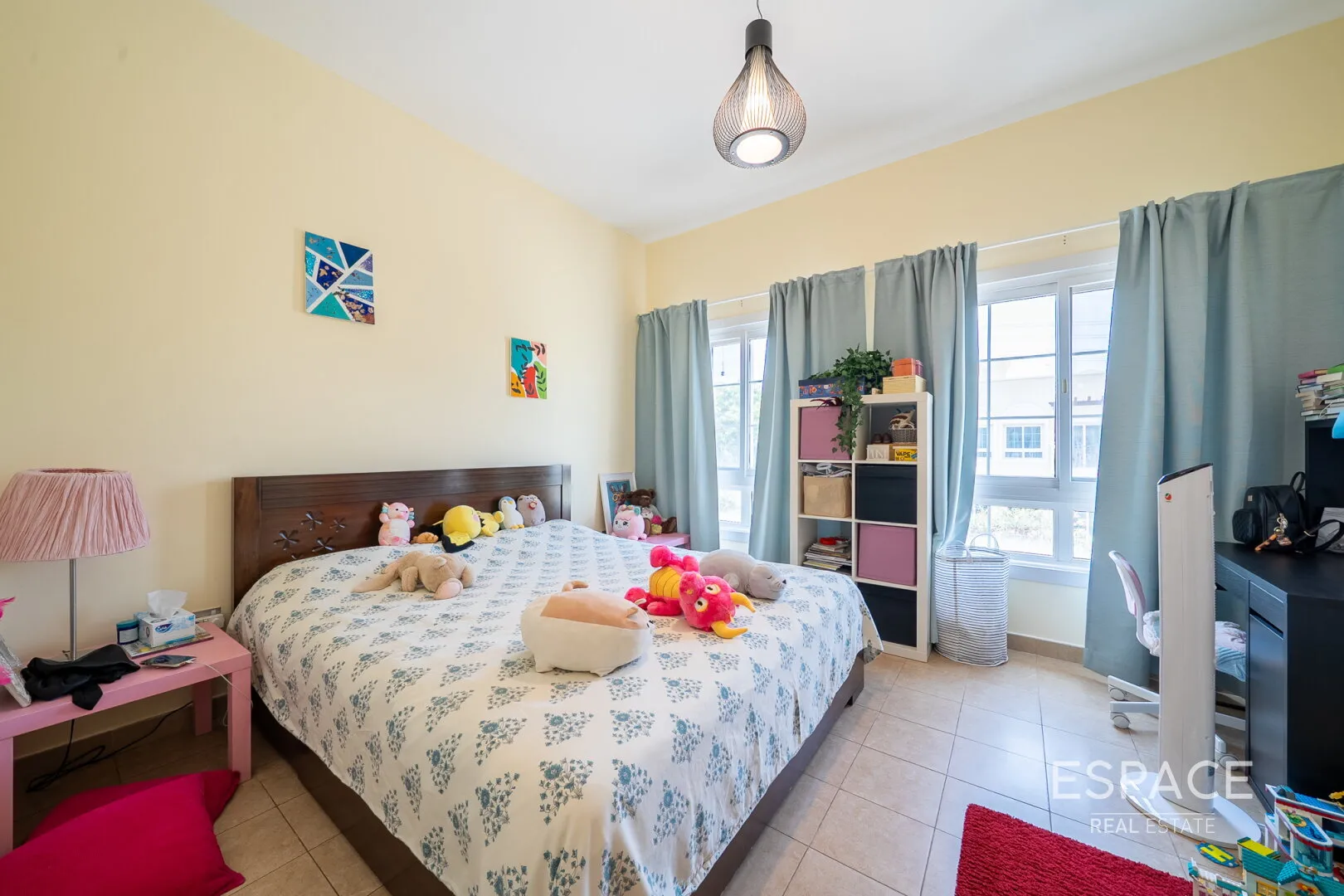 PropertiesGalleryCamera