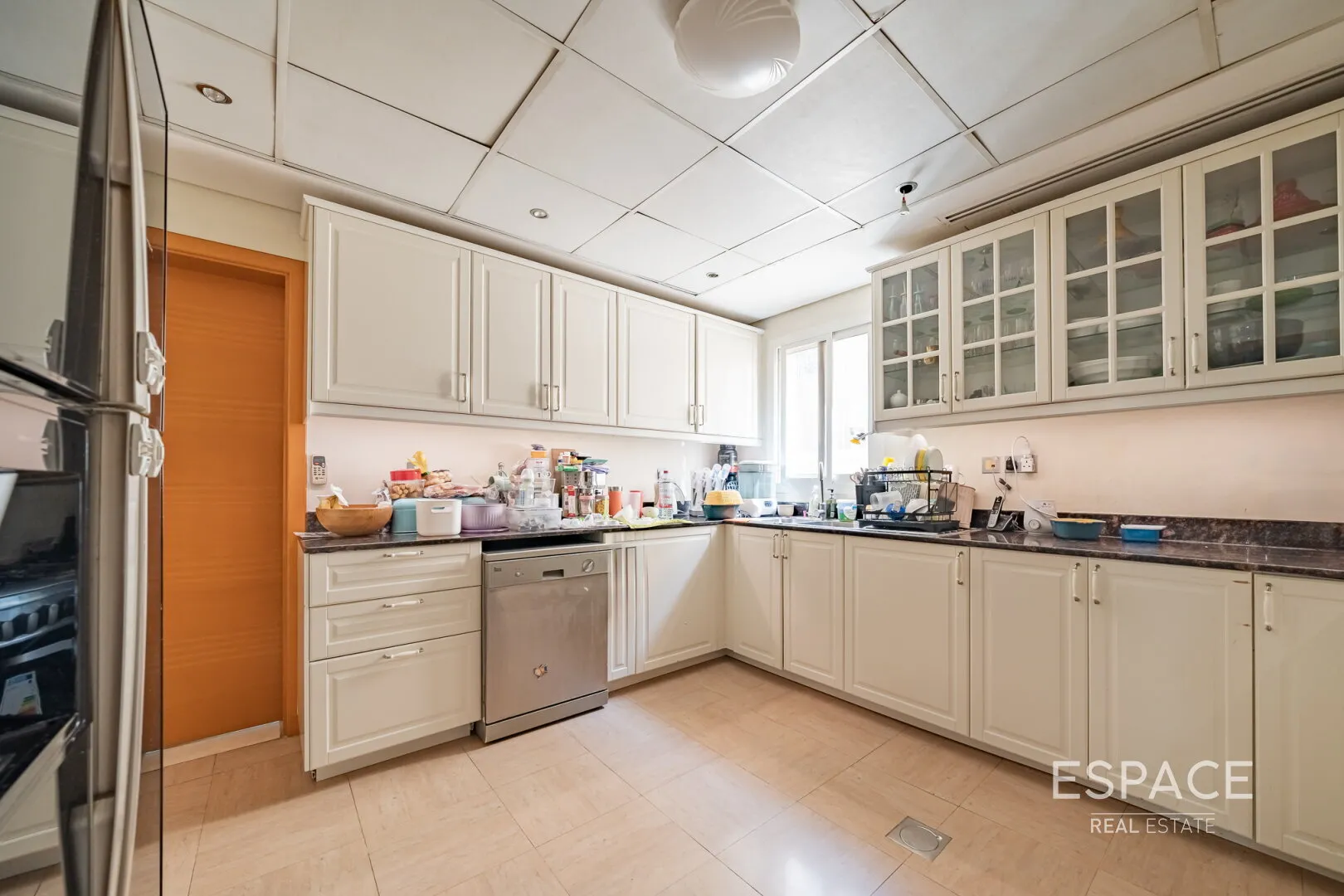 PropertiesGalleryCamera