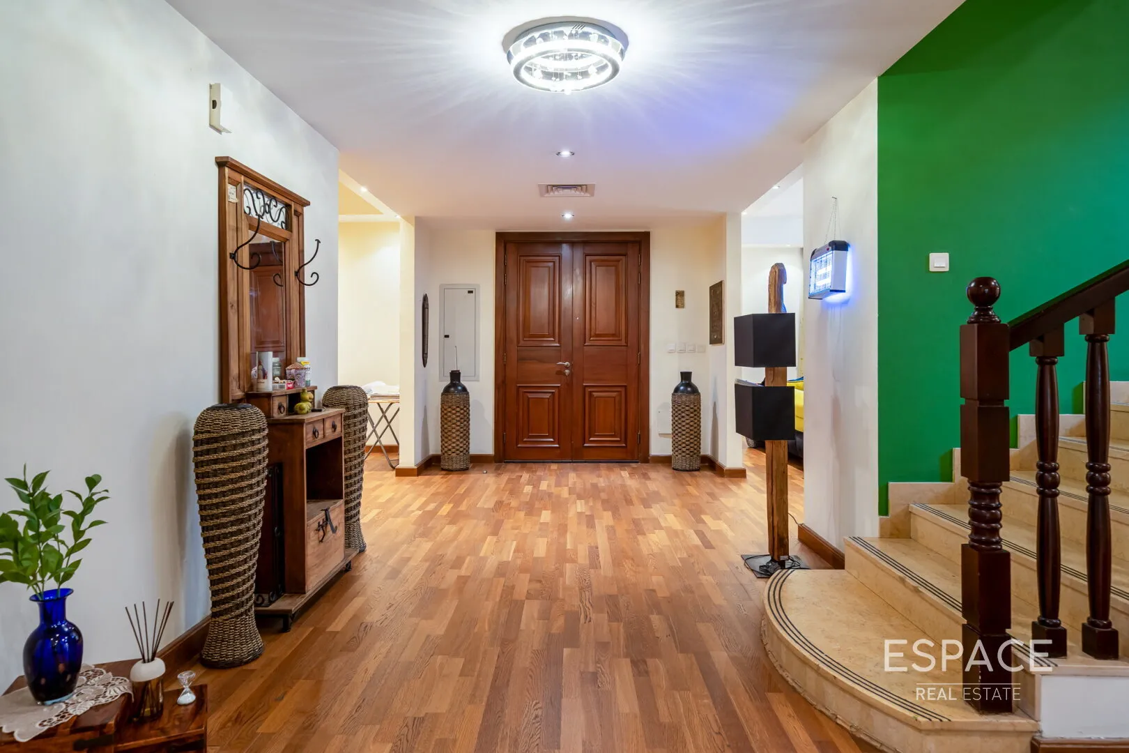 PropertiesGalleryCamera