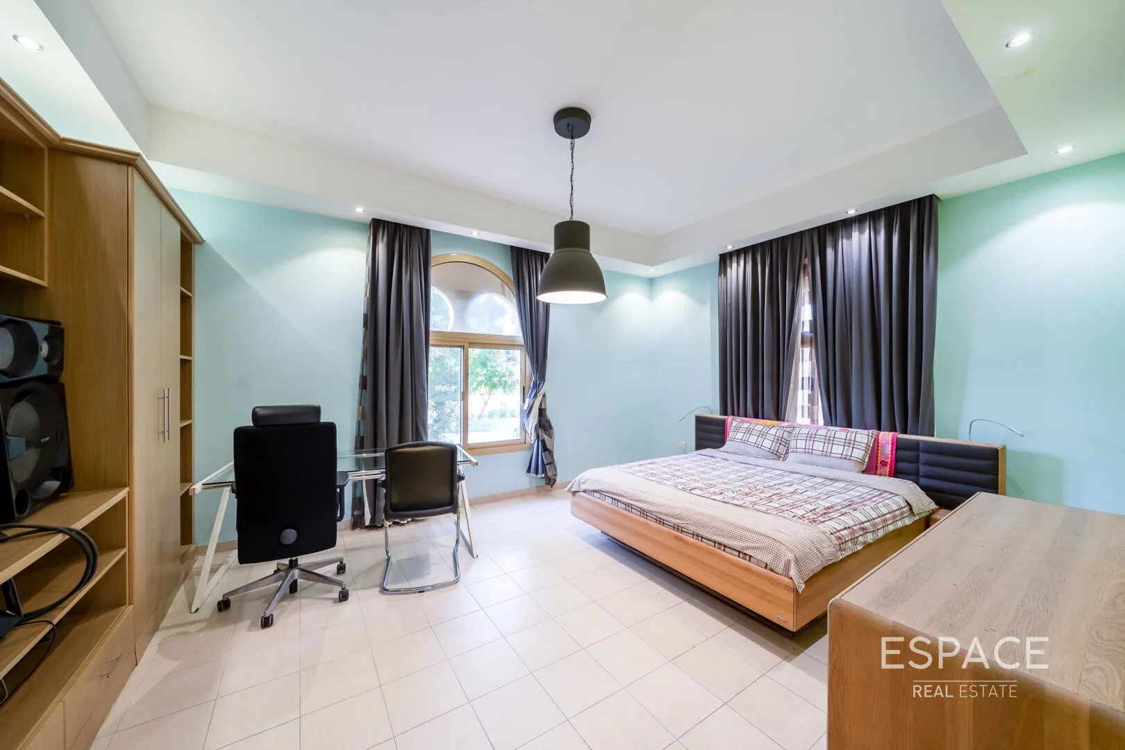 PropertiesGalleryCamera