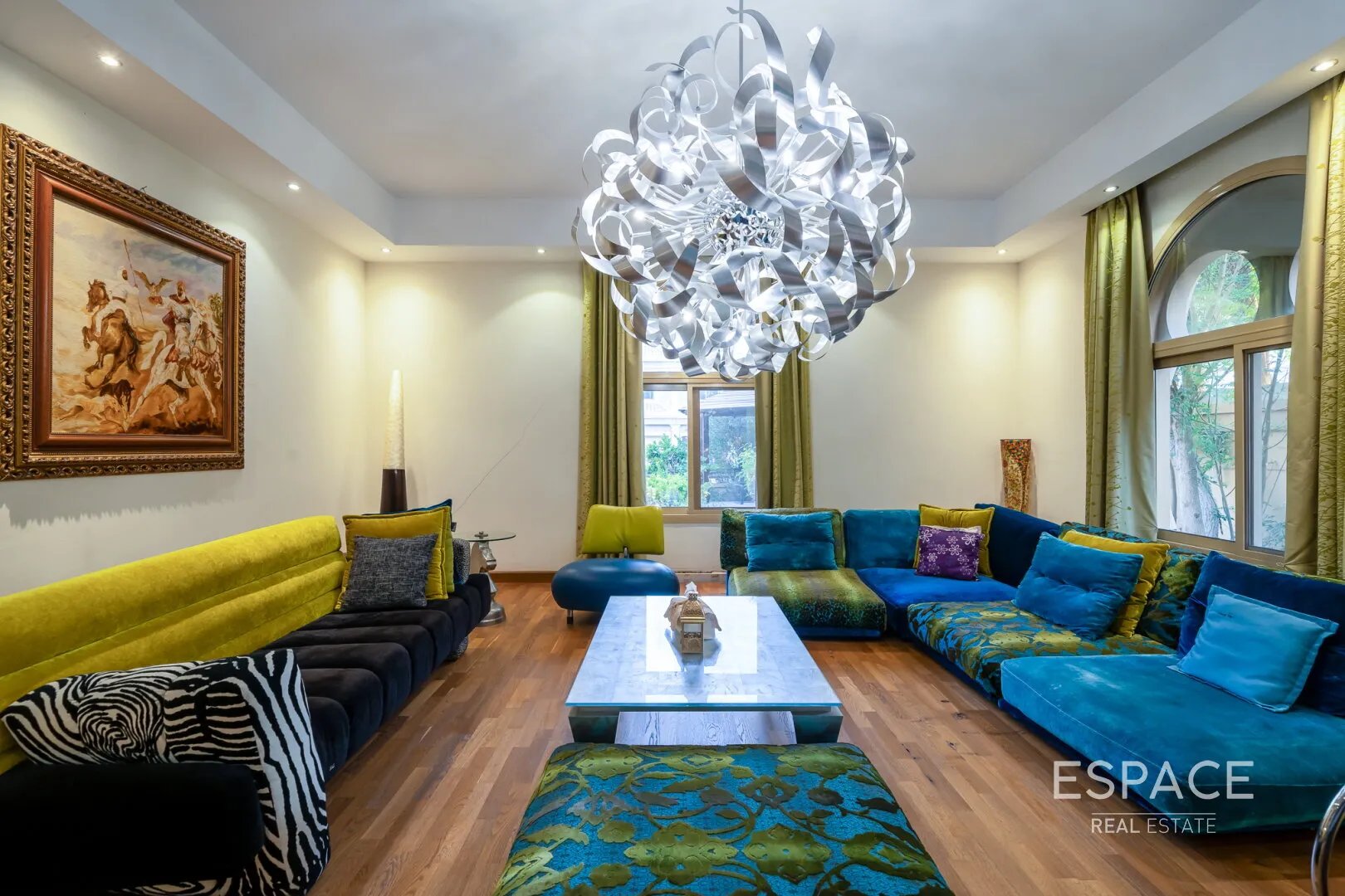 single static gallery