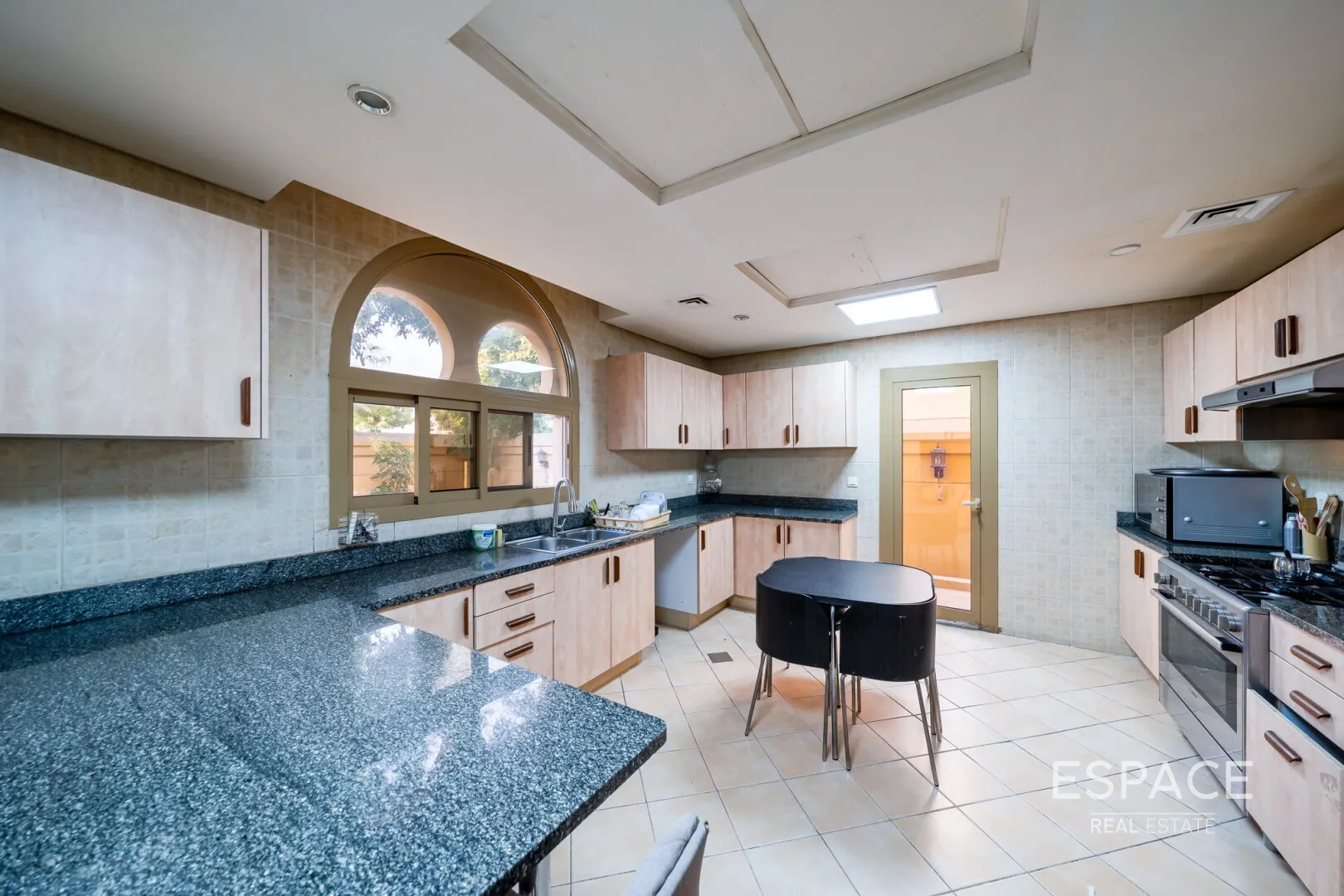 single static gallery