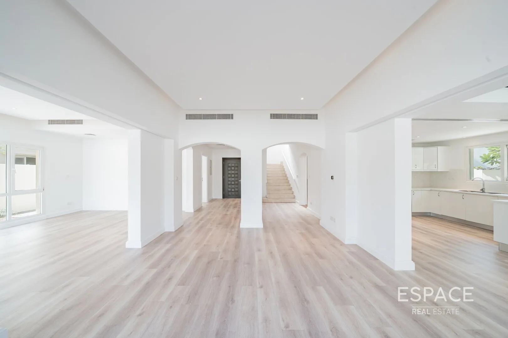 single static gallery