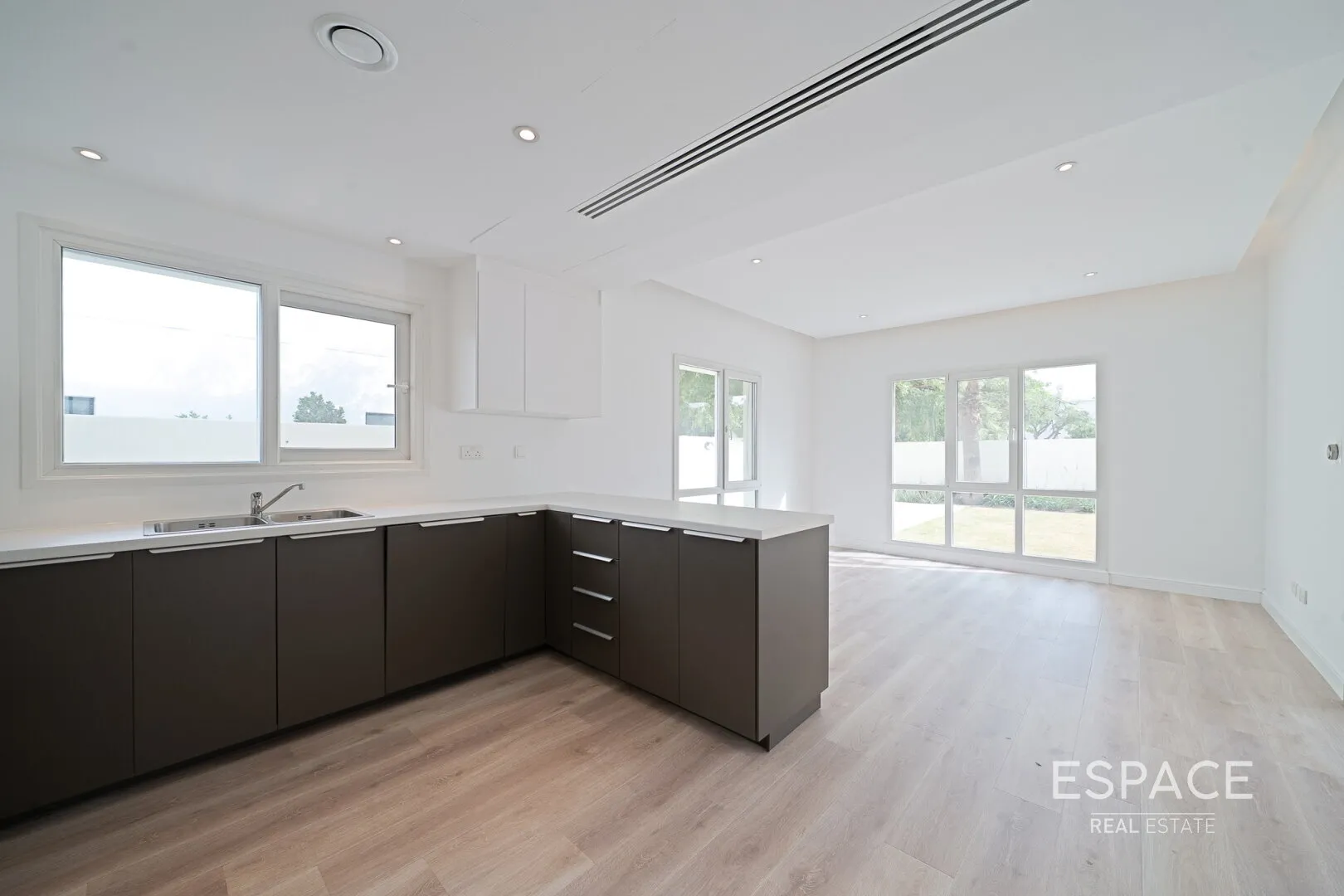 single static gallery