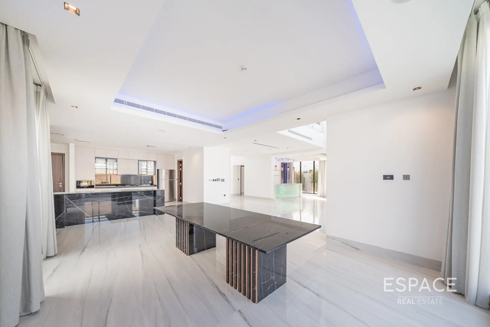 single static gallery