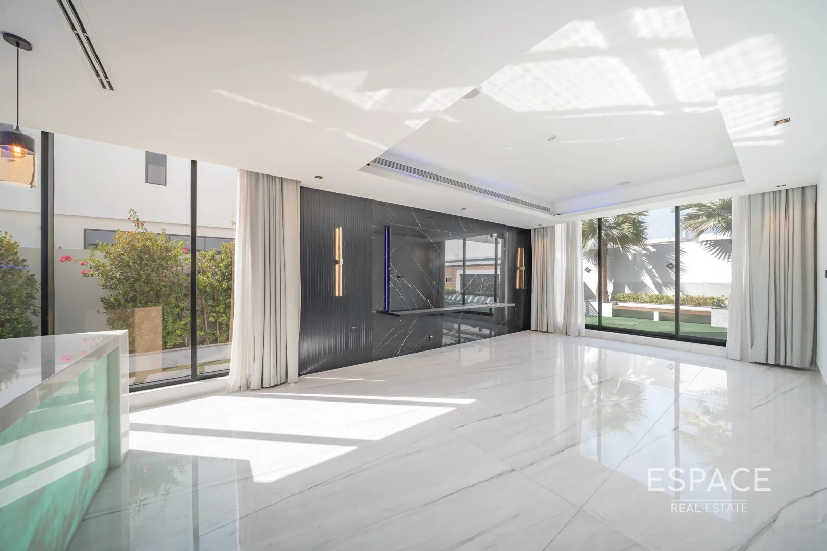 single static gallery