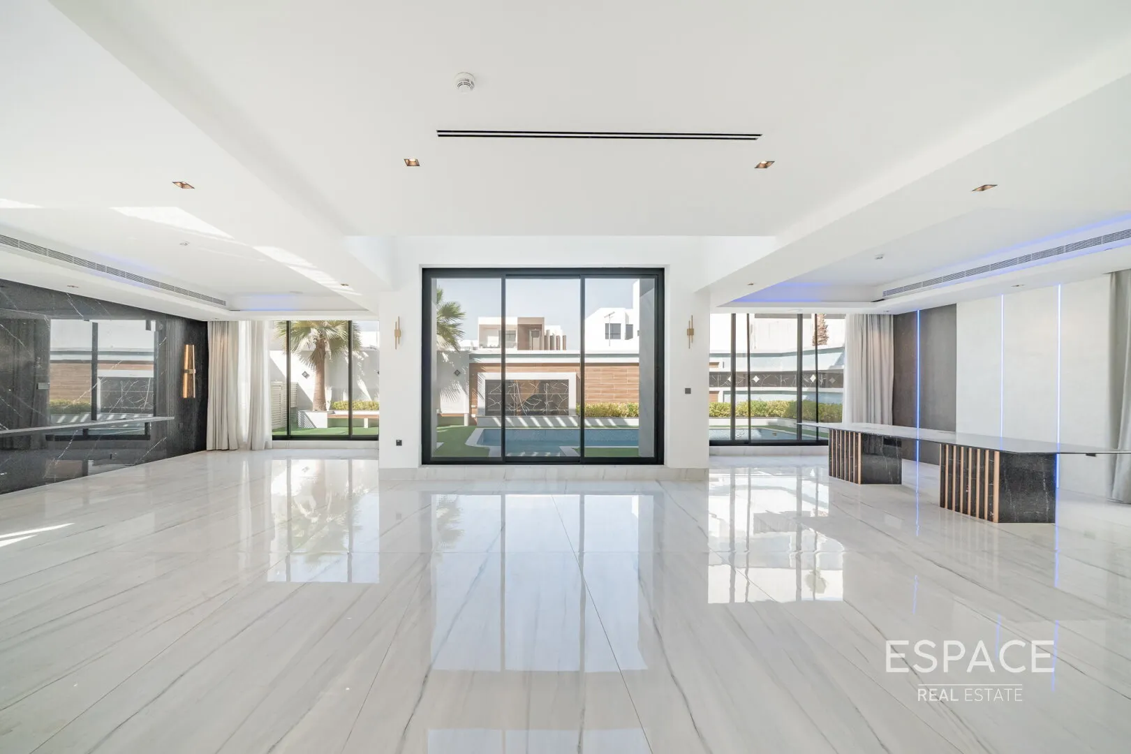 single static gallery