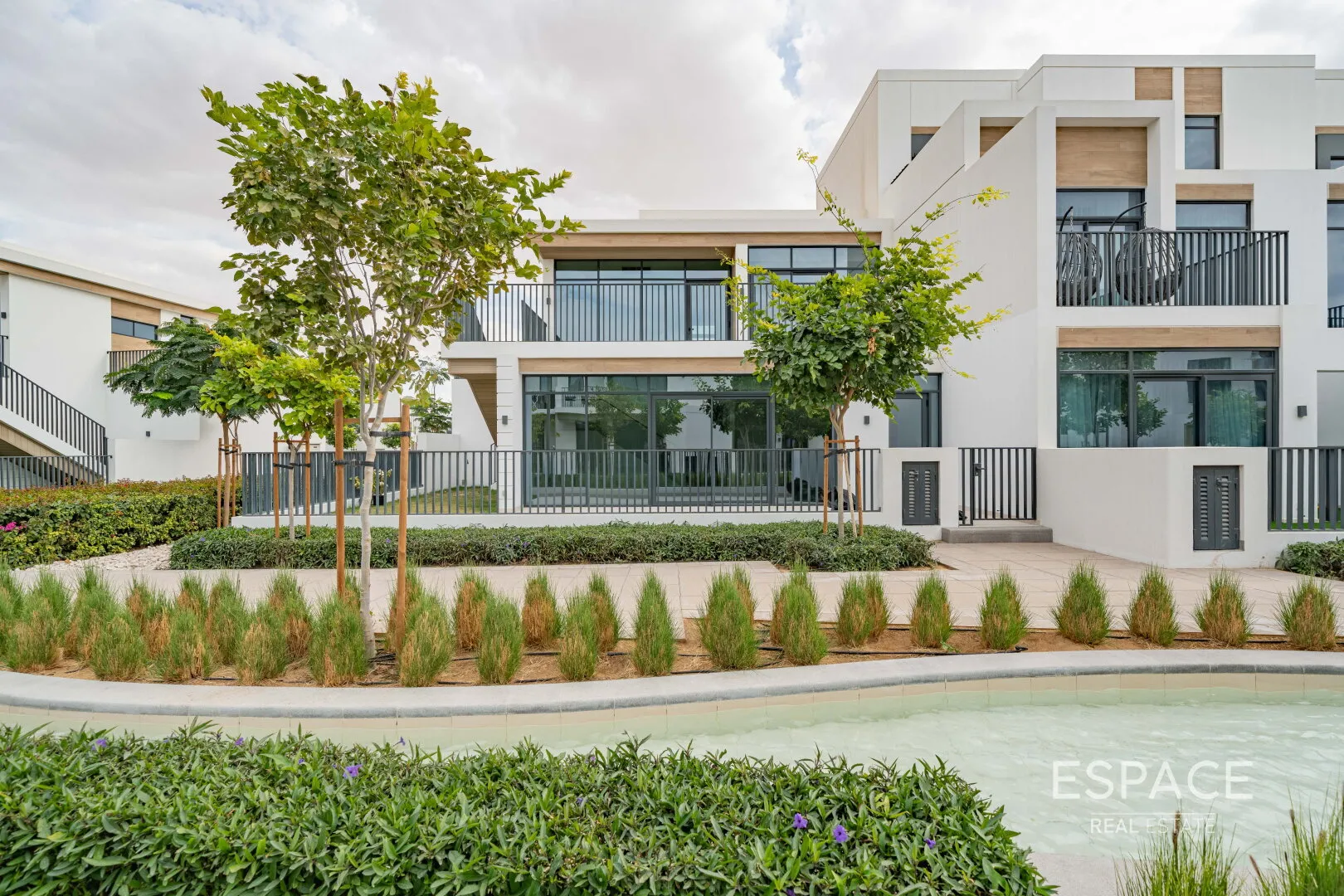 single static gallery