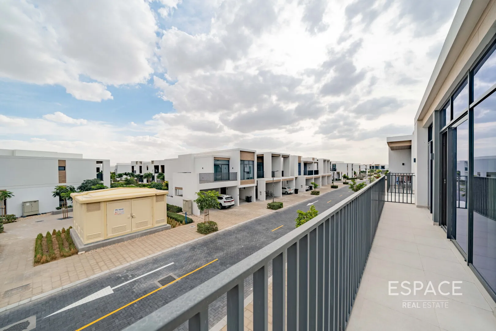 PropertiesGalleryCamera