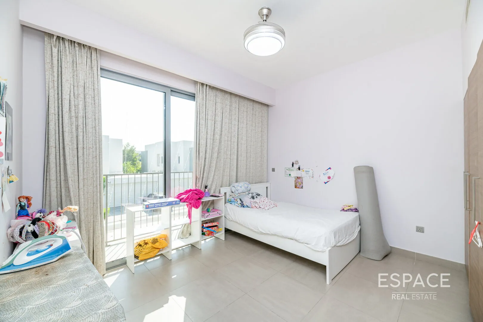 PropertiesGalleryCamera