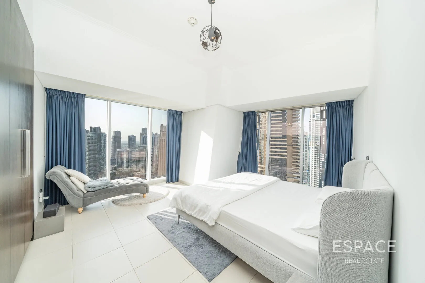 PropertiesGalleryCamera