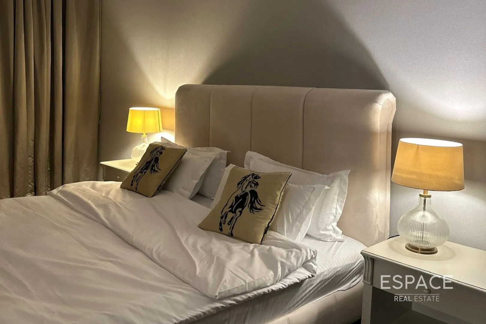 PropertiesGalleryCamera