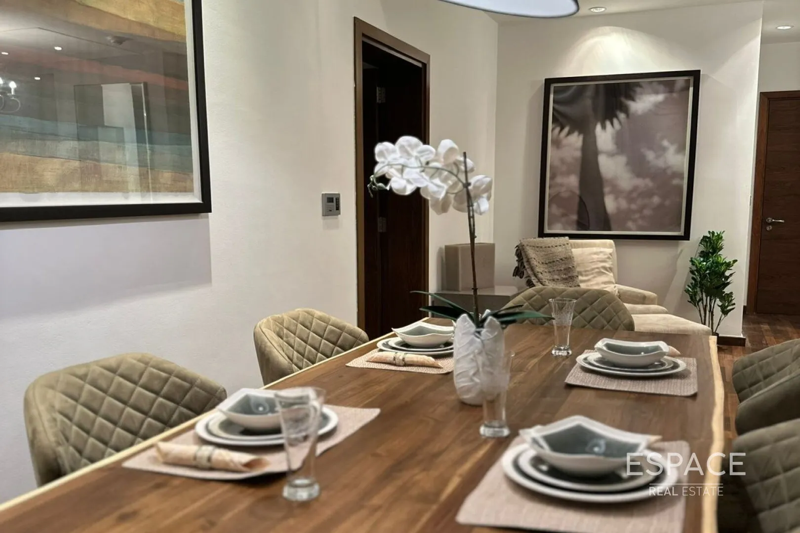 single static gallery