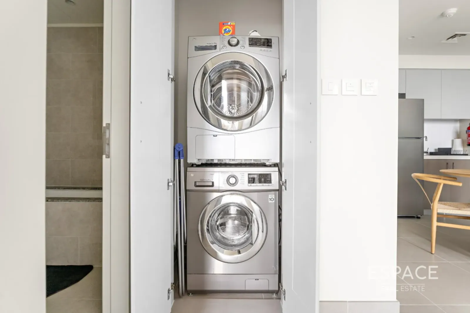 PropertiesGalleryCamera