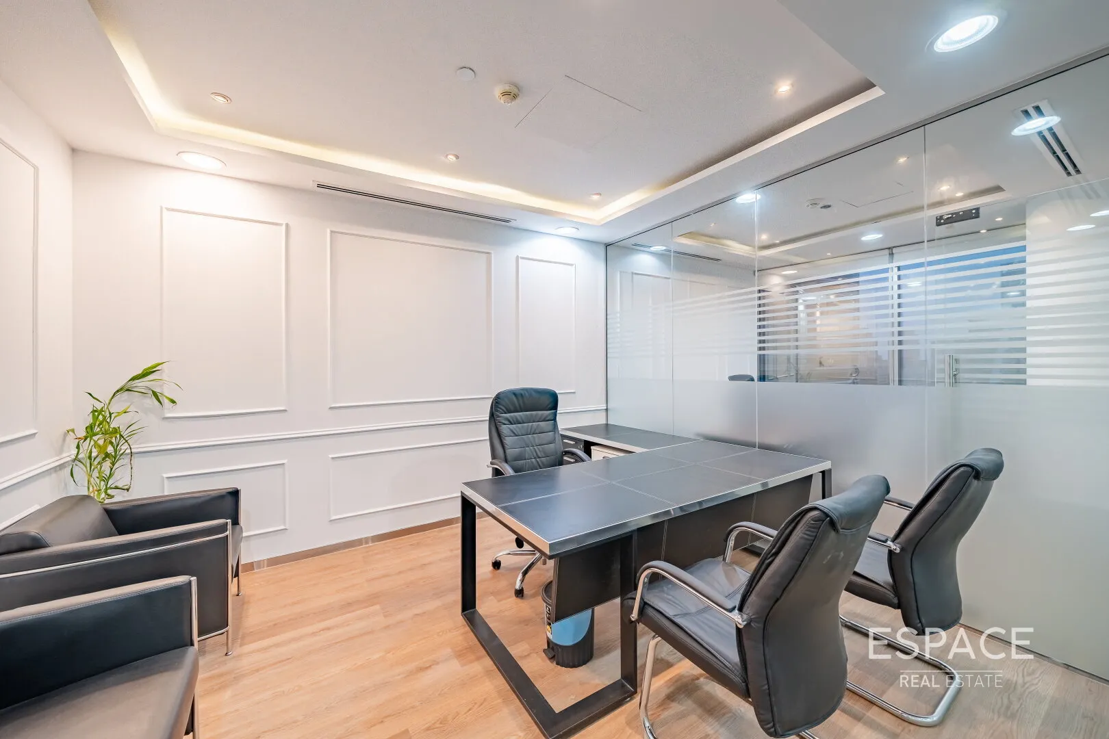 PropertiesGalleryCamera