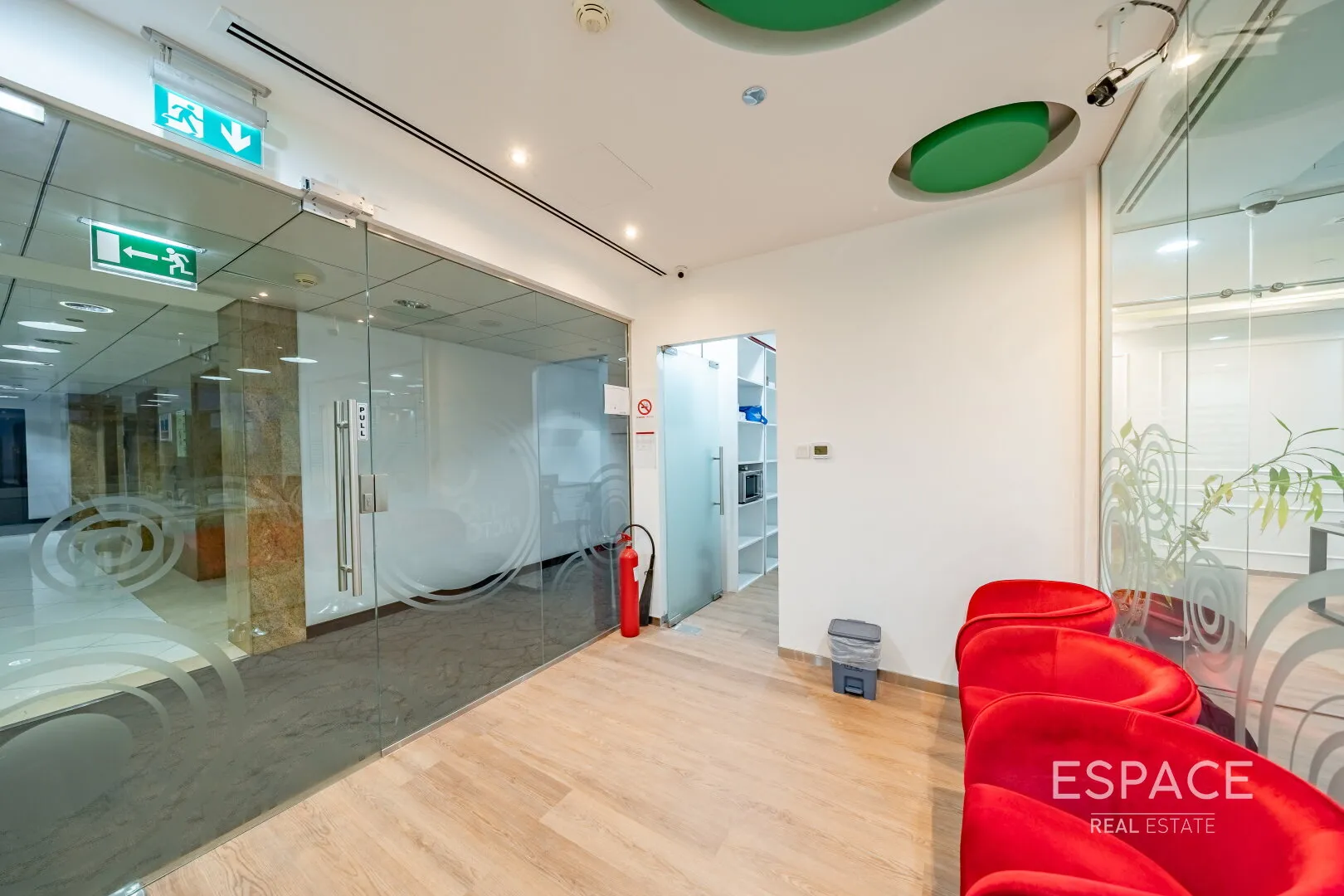 single static gallery