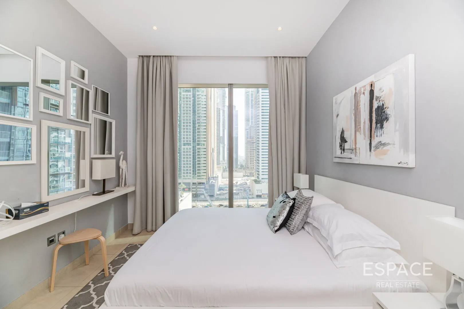 PropertiesGalleryCamera