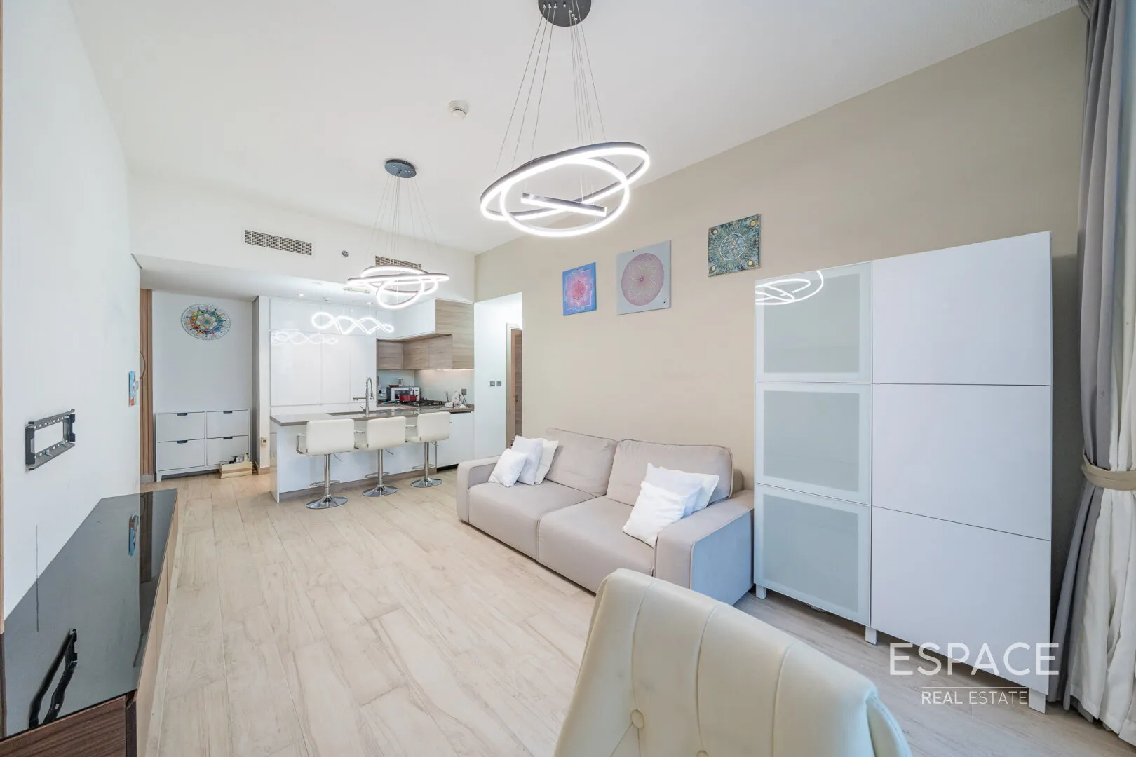 single static gallery