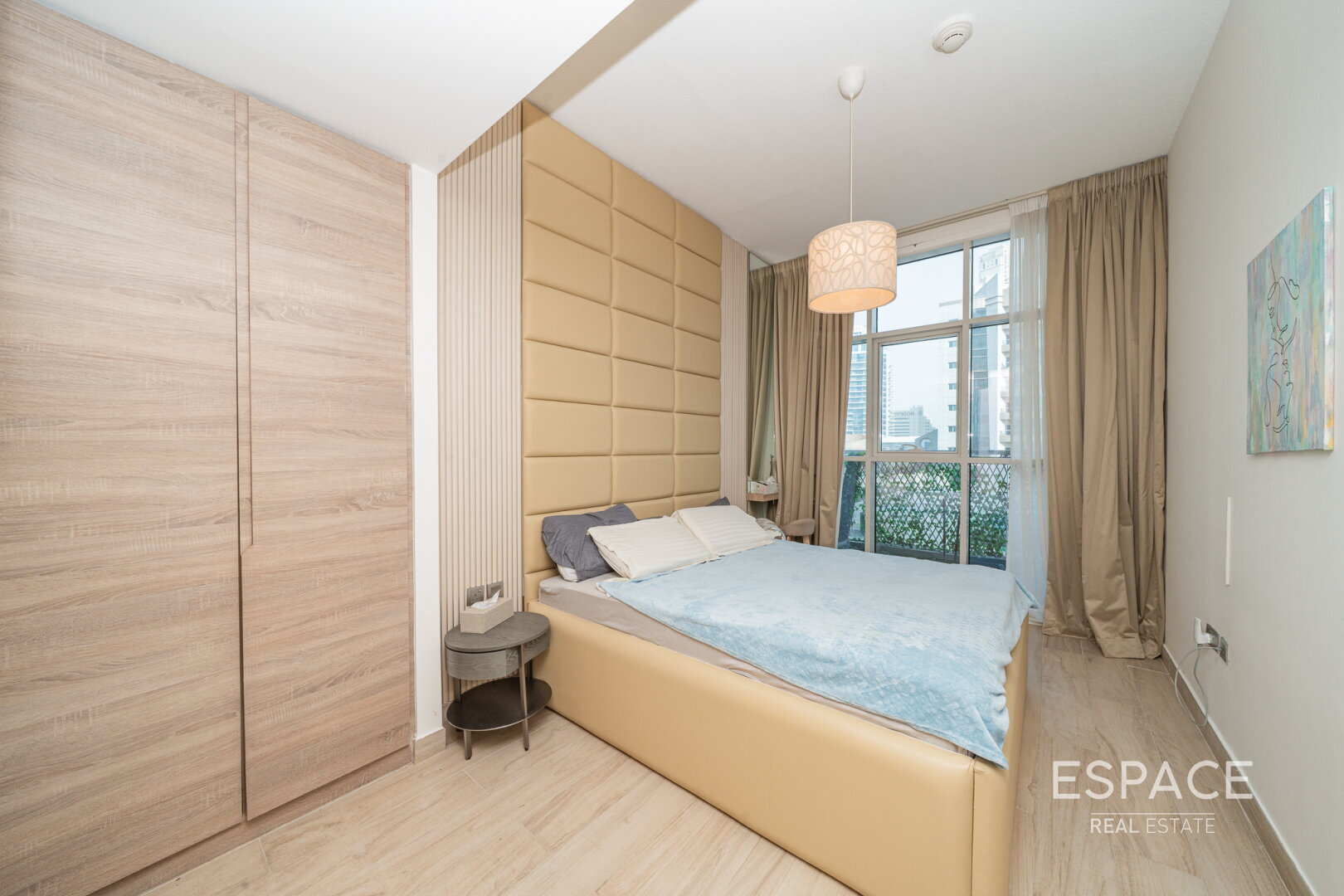 PropertiesGalleryCamera