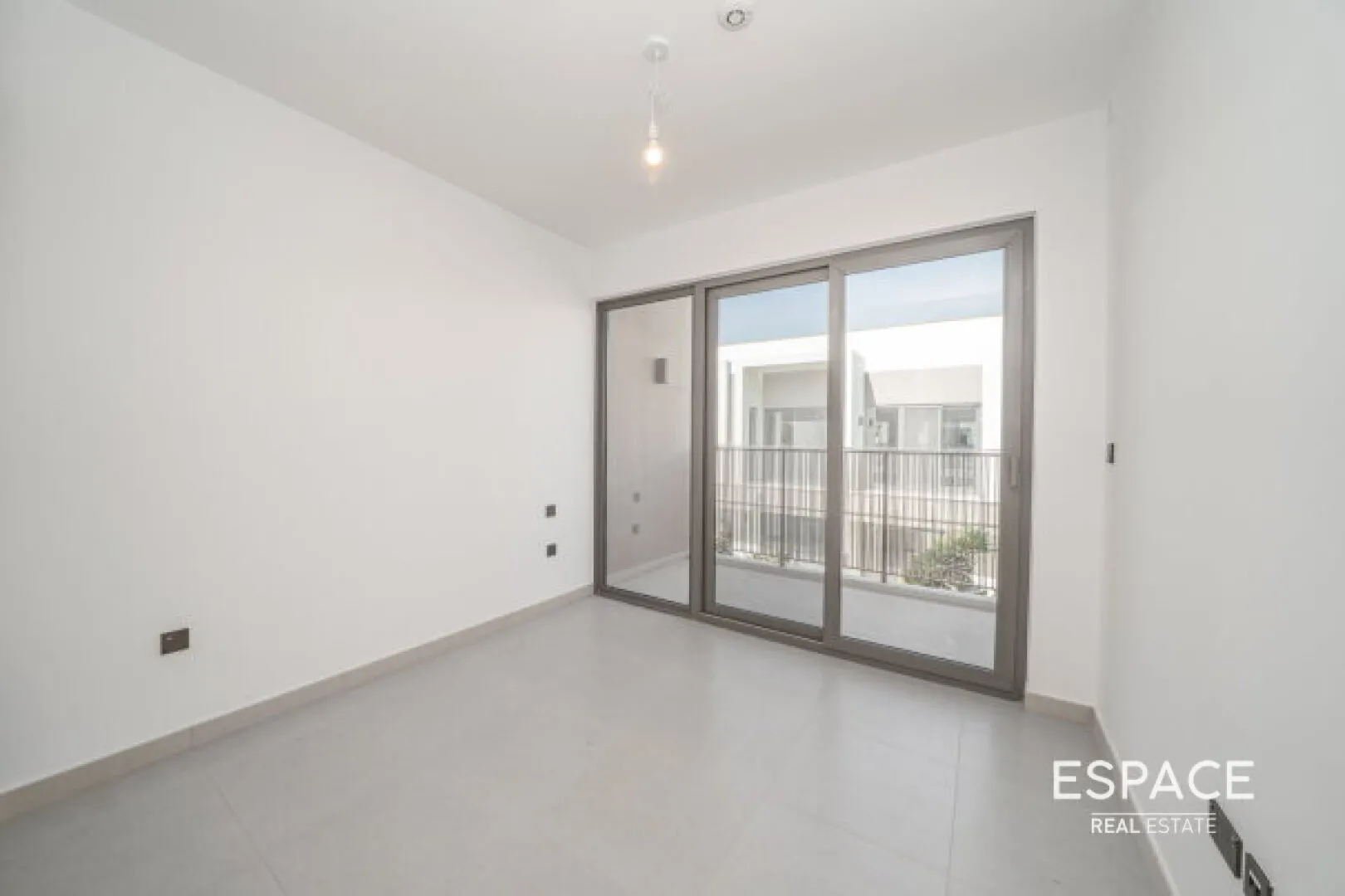 single static gallery