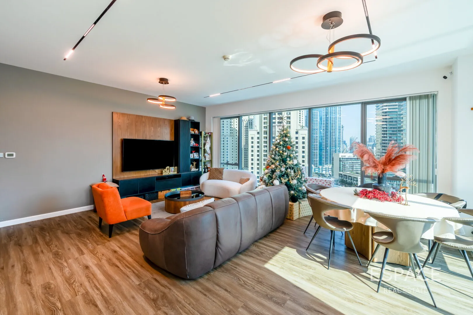 single static gallery