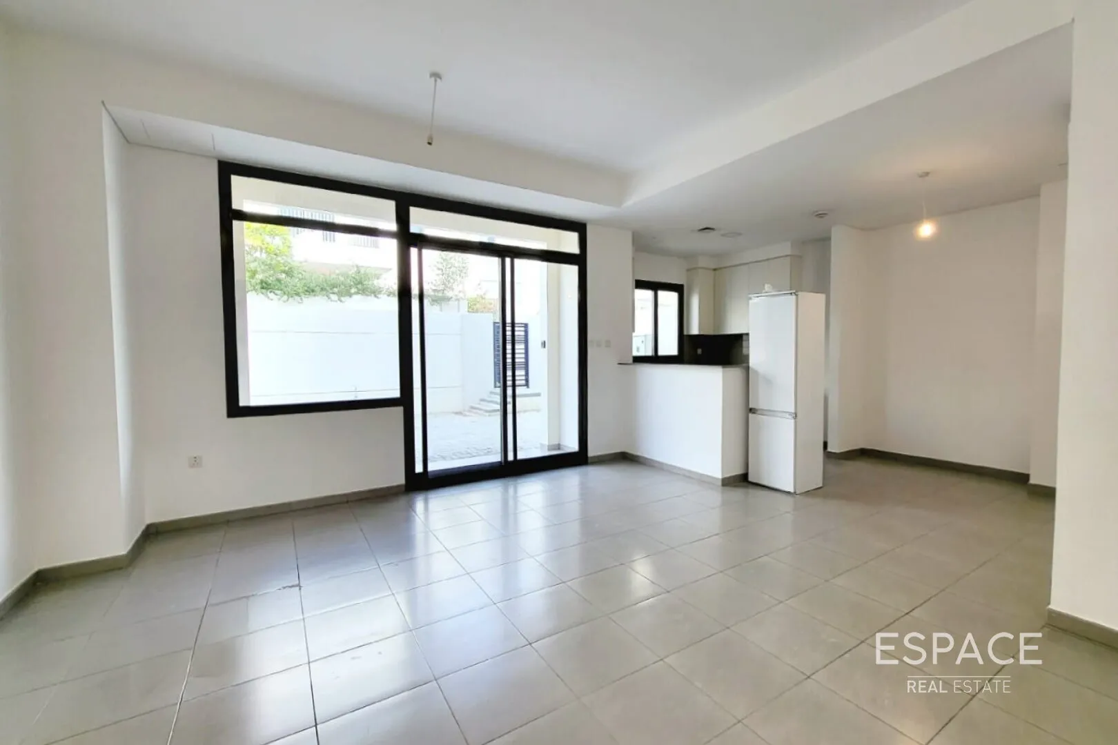 single static gallery