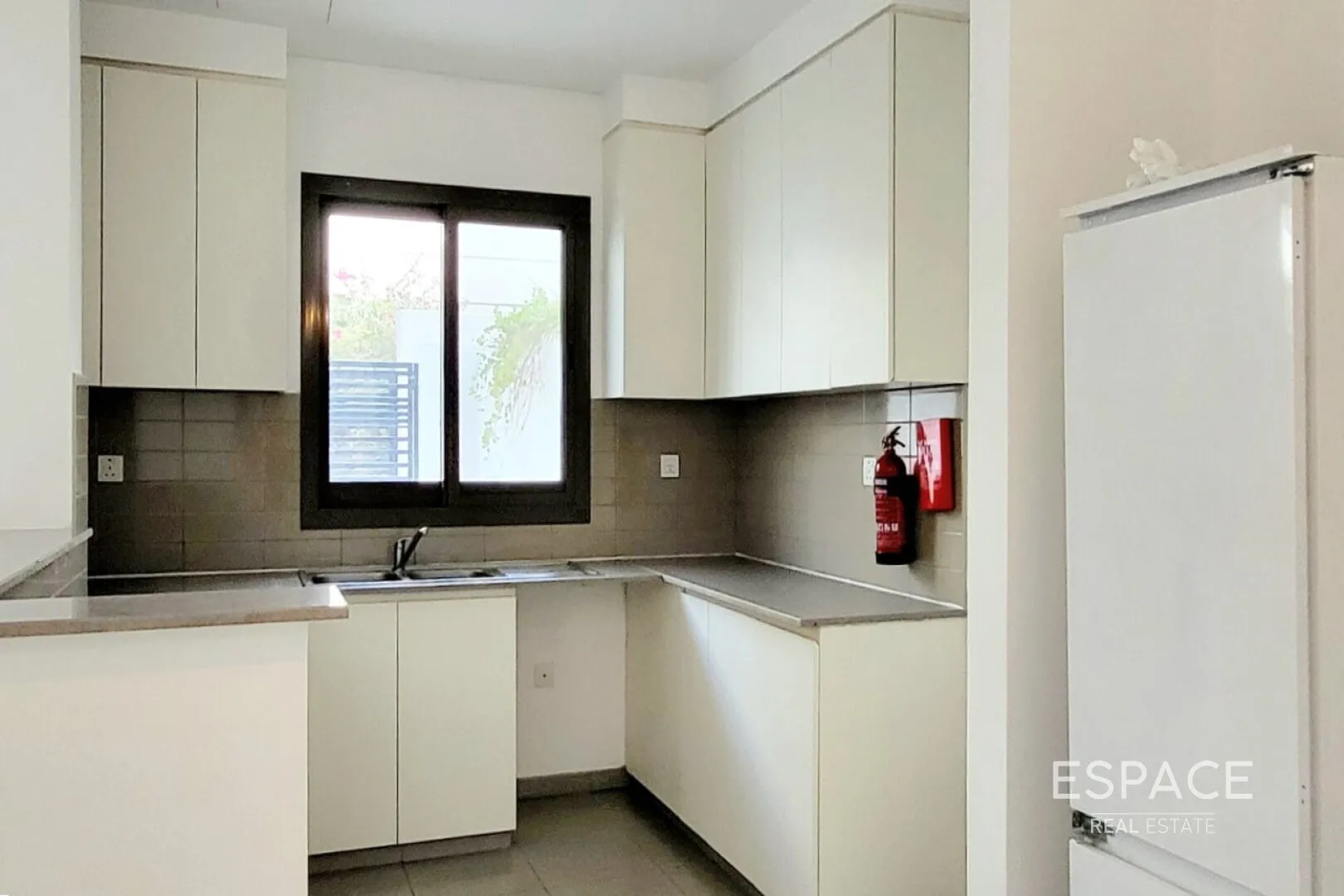 single static gallery