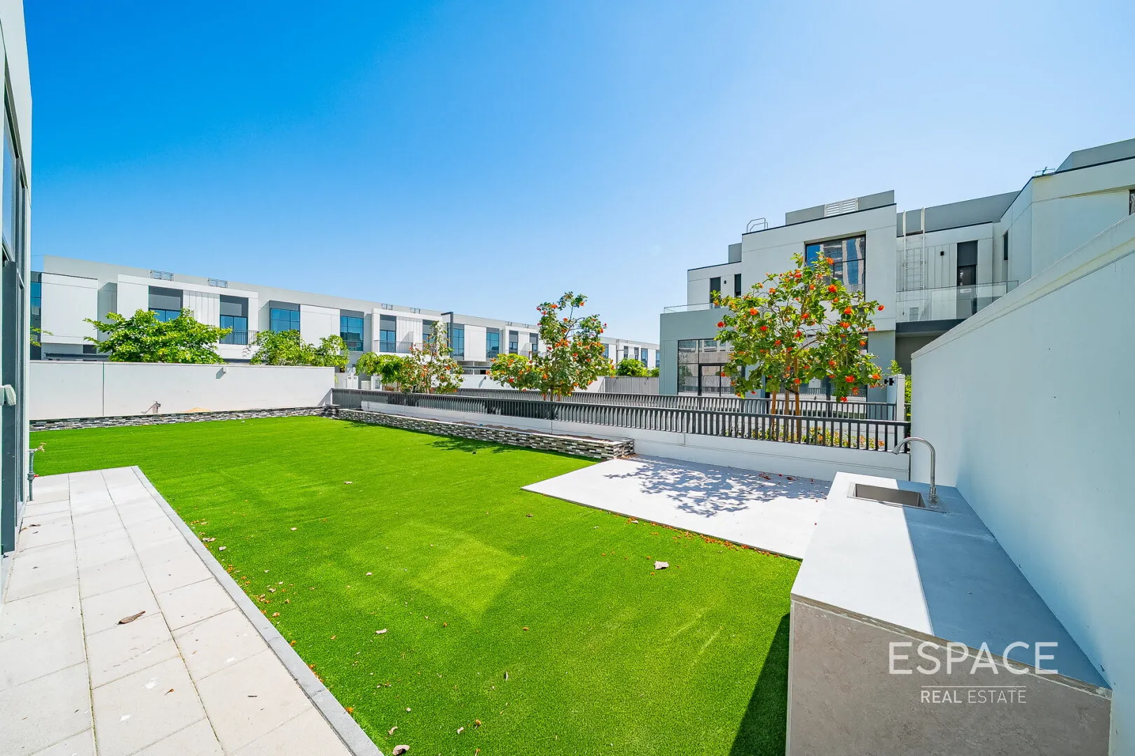 single static gallery