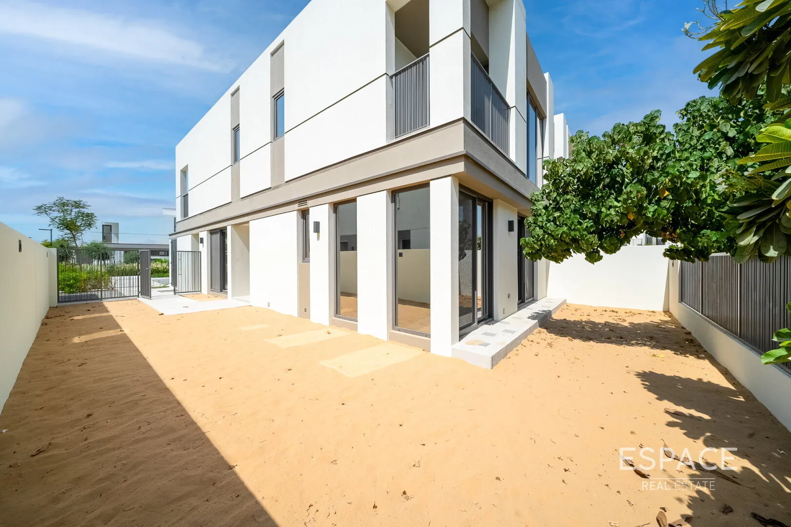 single static gallery