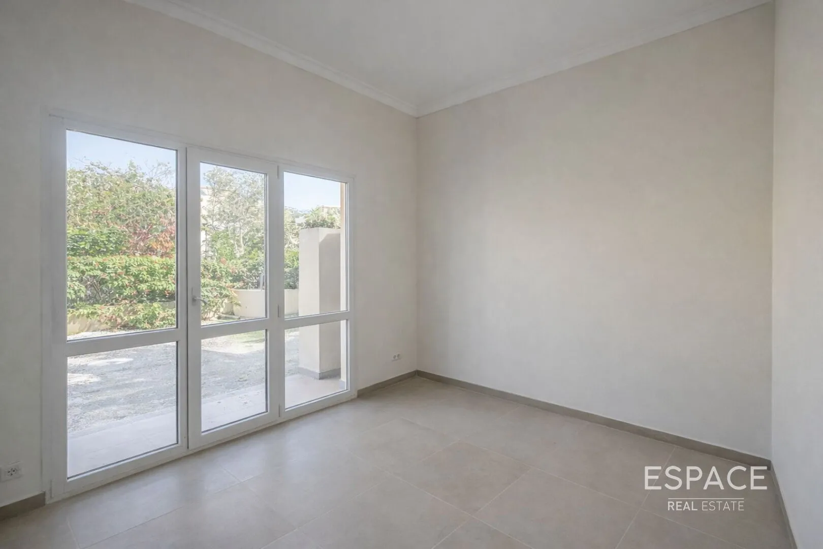 single static gallery