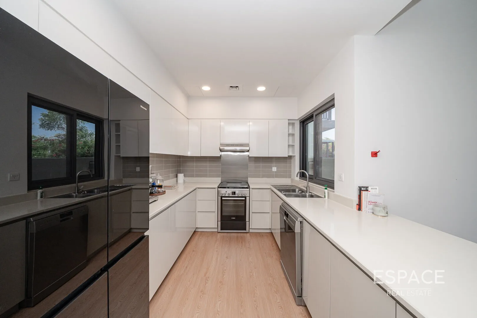 single static gallery