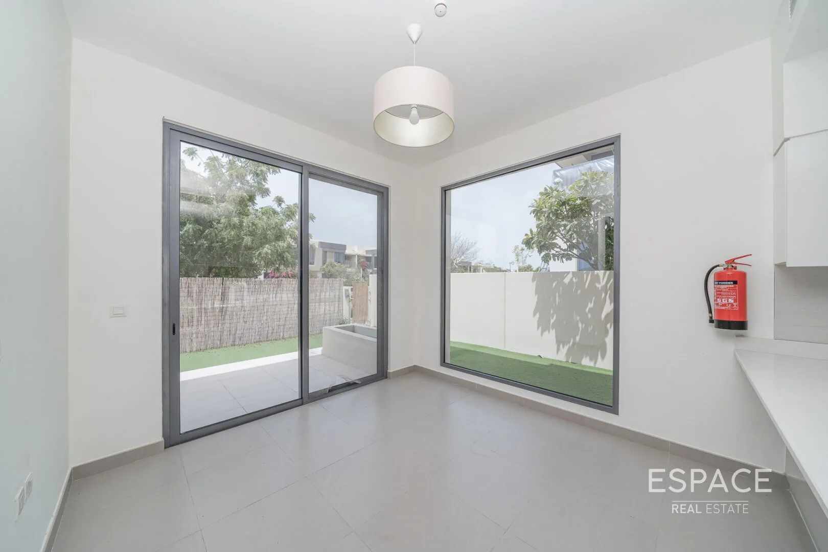 single static gallery