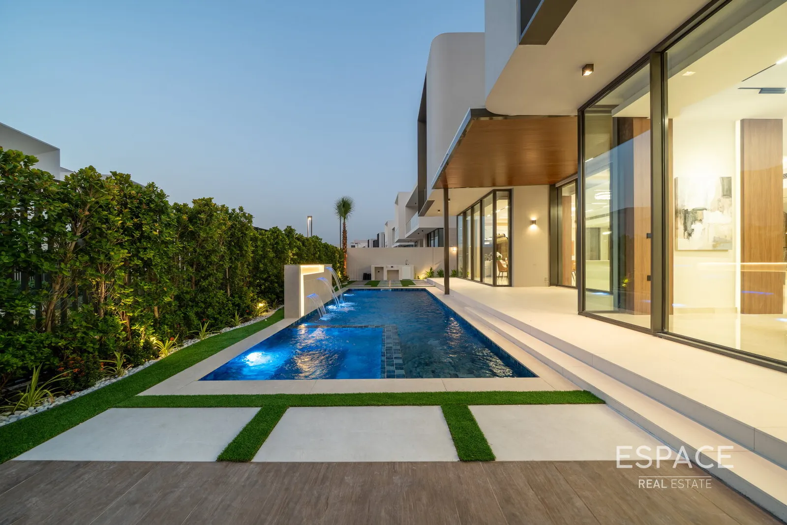 PropertiesGalleryCamera