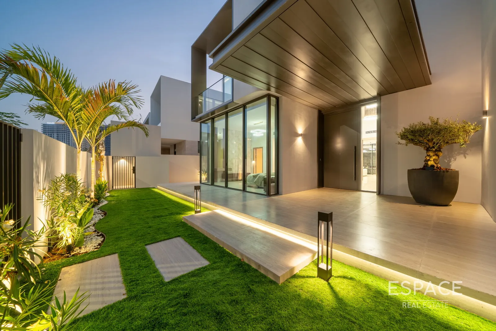 PropertiesGalleryCamera