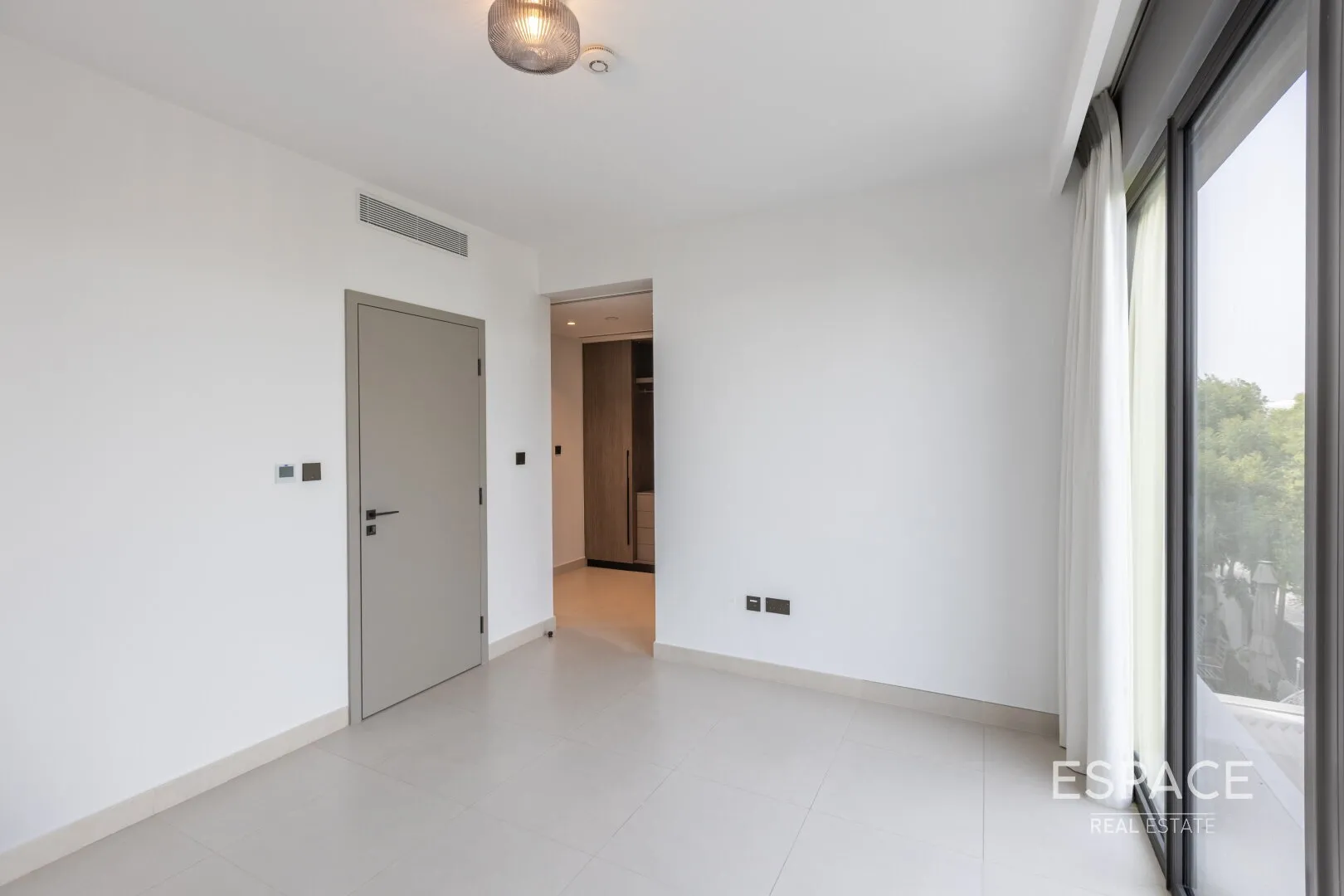 single static gallery